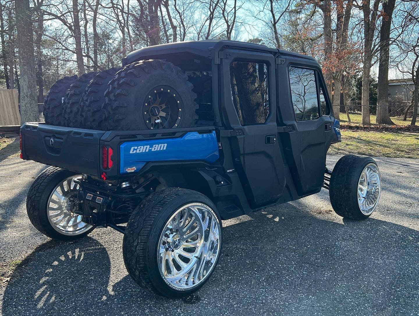 2022 Can-Am Defender with American Force Blur wheels