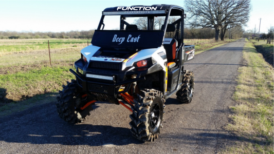 1 2015 Polaris Ranger 900