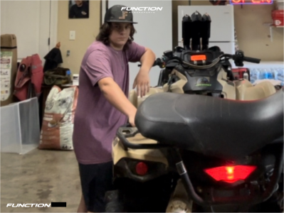 1 2022 Outlander 570 X Mr Can Am Stock Oem Oem Matte Black