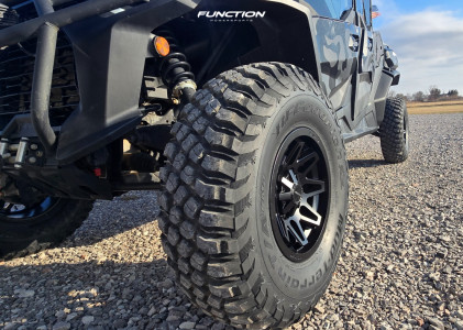 1 2022 Commander Max 1000r Xt Can Am Stock Vision Se7en Matte Black