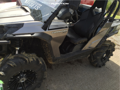 1 2012 Commander 1000 Can Am Stock Outside Flares