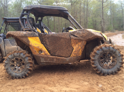 1 2014 Maverick 1000 Can Am Stock Outside Flares