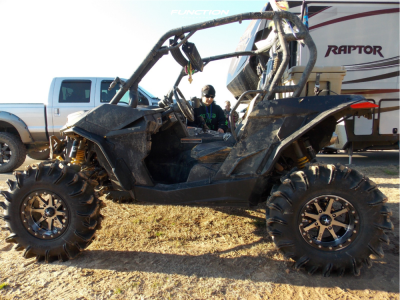 1 2013 Maverick 1000 Can Am Stock Outside Flares