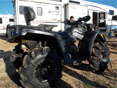 1 2009 Outlander 800 Can Am Lift 2 Outside Flares
