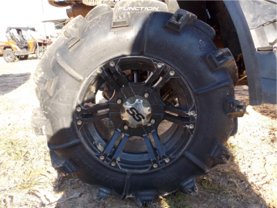 1 2009 Outlander 800 Can Am Lift 2 Outside Flares