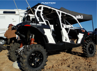 1 2013 Maverick 1000 Can Am Lift 4 Outside Flares