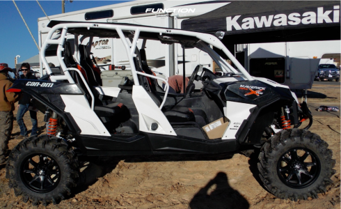 1 2013 Maverick 1000 Can Am Lift 4 Outside Flares