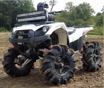 1 2015 Brute Force 900 Kawasaki Lift 6