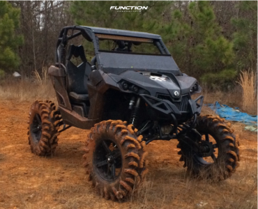 1 2014 Maverick X Mr Can Am Lift 8 Hella Outside Flares